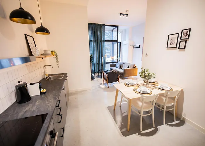 Lh - Lk Two-bedroom Rotterdam