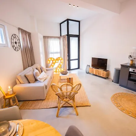 Lh - Lk Two-bedroom Apartment Rotterdam