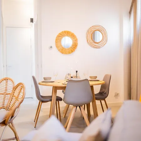 Lh - Lk Two-bedroom *