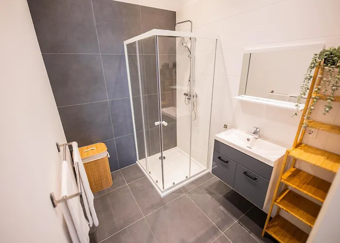 Lh - Lk Two-bedroom Διαμέρισμα *