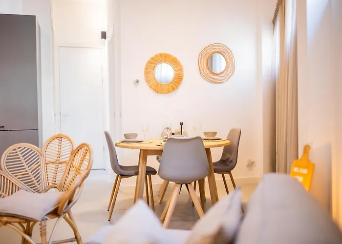 Lh - Lk Two-bedroom *