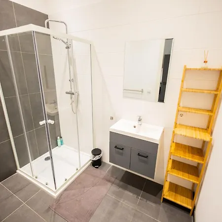 Lh - Lk Two-bedroom Rotterdam