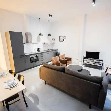 Lh - Lk Two-bedroom Lägenhet *