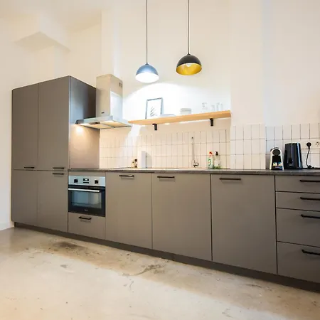 Lh - Lk Two-bedroom * Rotterdam