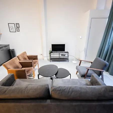 Lh - Lk Two-bedroom